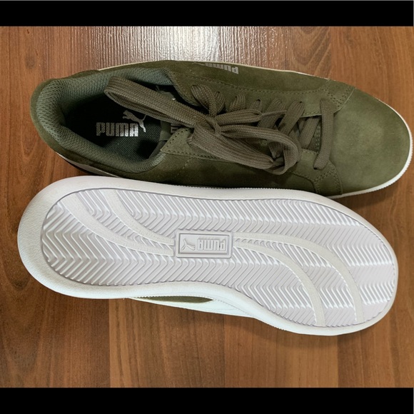 Puma women’s shoes - Picture 3 of 5